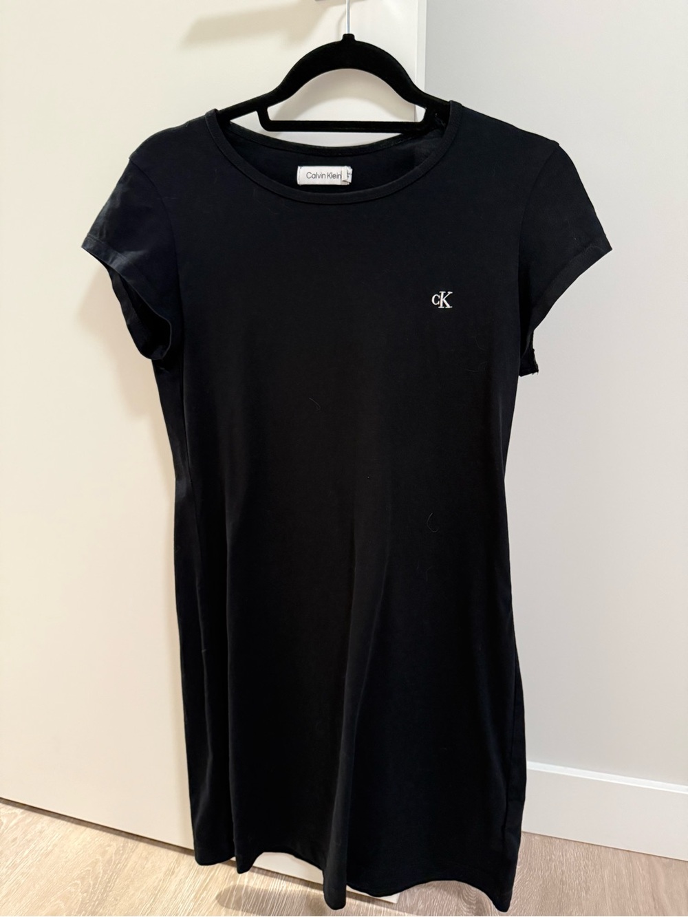 Calvin Klein T-Shirt Dress – Black
